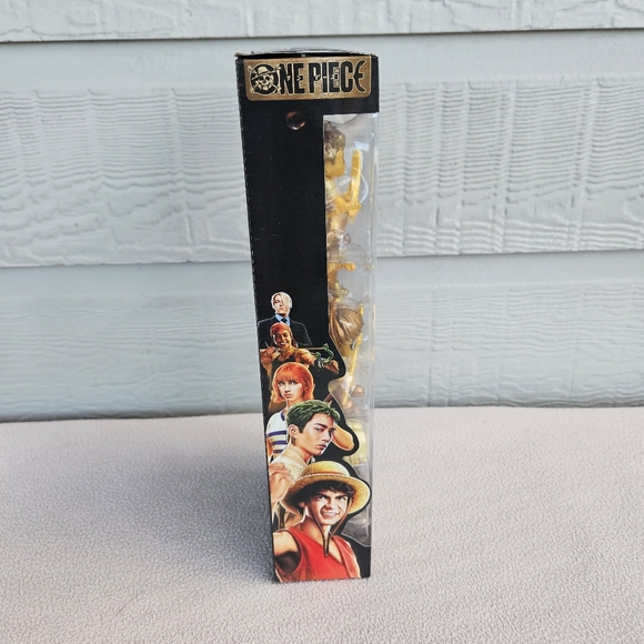 Netflix One Piece Gold Treasure Chest Minifigure 5 Pack PhatMojo Action Figure - Picture 2 of 11